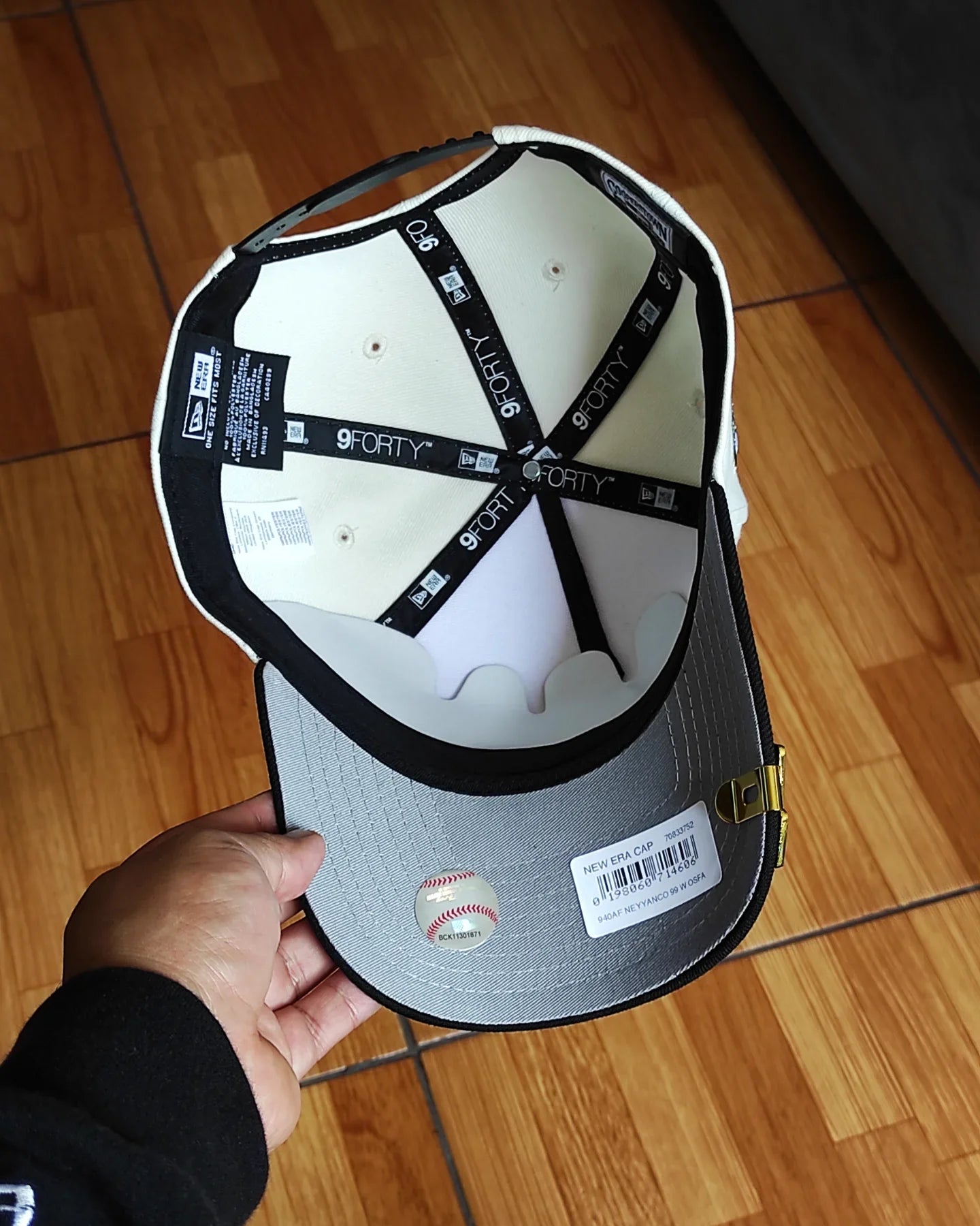 New Era New York Yankees world series 1999 Chrome black 9forty A-FRAME