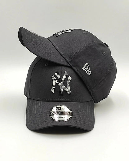 New Era New York Yankees logo camo