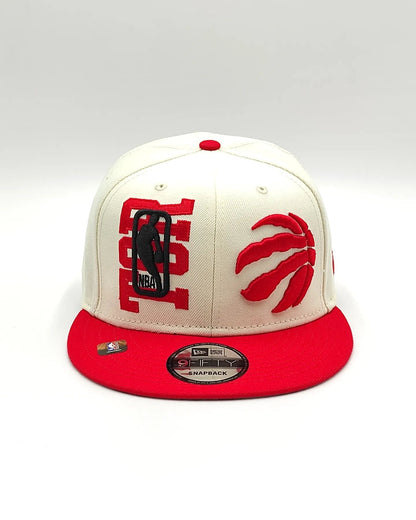 Toronto Raptors New Era 2022 NBA Draft 9FIFTY Gorra Ajustable Snapback – Crema/Rojo