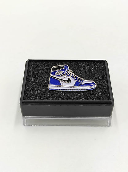 Pin metálico nike