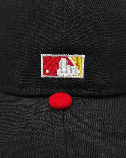 Exclusiva New Era 59Fifty Cool Fashion Atlanta Braves 40th Anniversary Patch Gold UV Alternate Hat - Black, Red, Gold