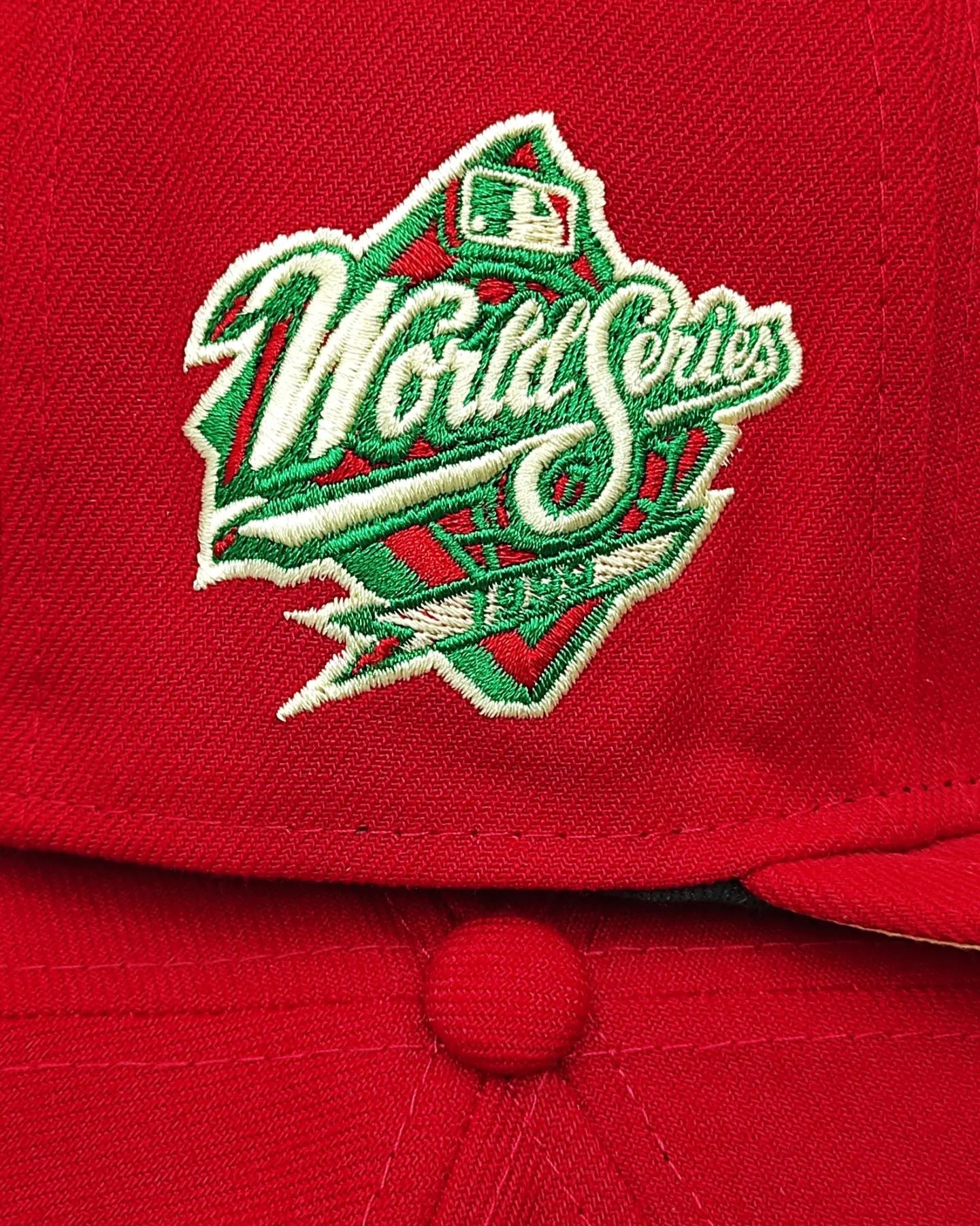 New Era 59fifty state fruit New York Yankees 1998 World series parche / roja