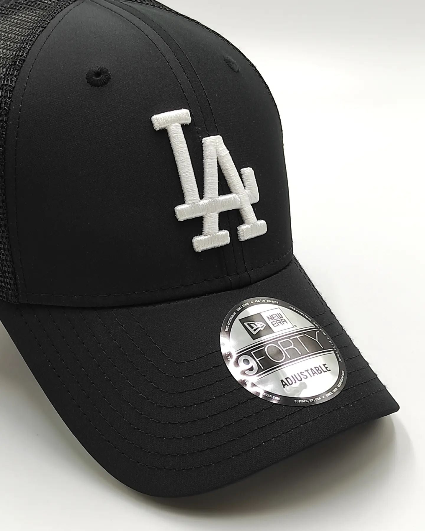 New Era Los Angeles Dodgers trucker black