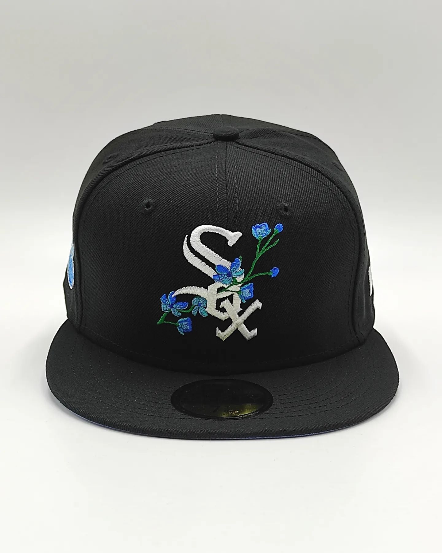 Chicago White Sox 2005 World Series BLOOM Exclusive New Era 59Fifty Fitted Hat - Black/Sky