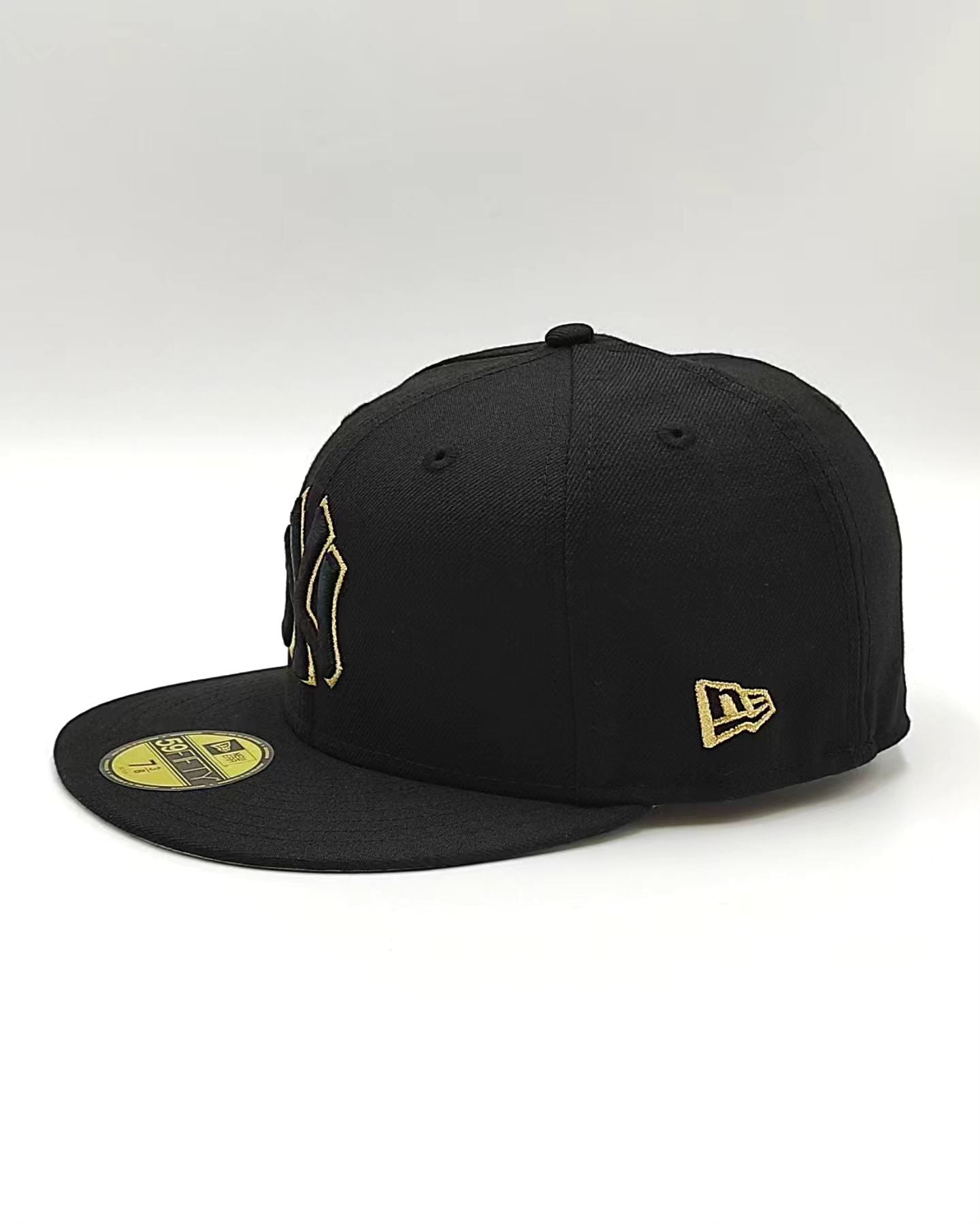 New Era New York Yankees 59Fifty metalicc accent