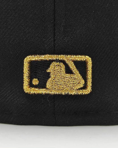 New Era New York Yankees 59Fifty metalicc accent
