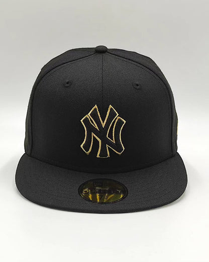 New Era New York Yankees 59Fifty metalicc accent