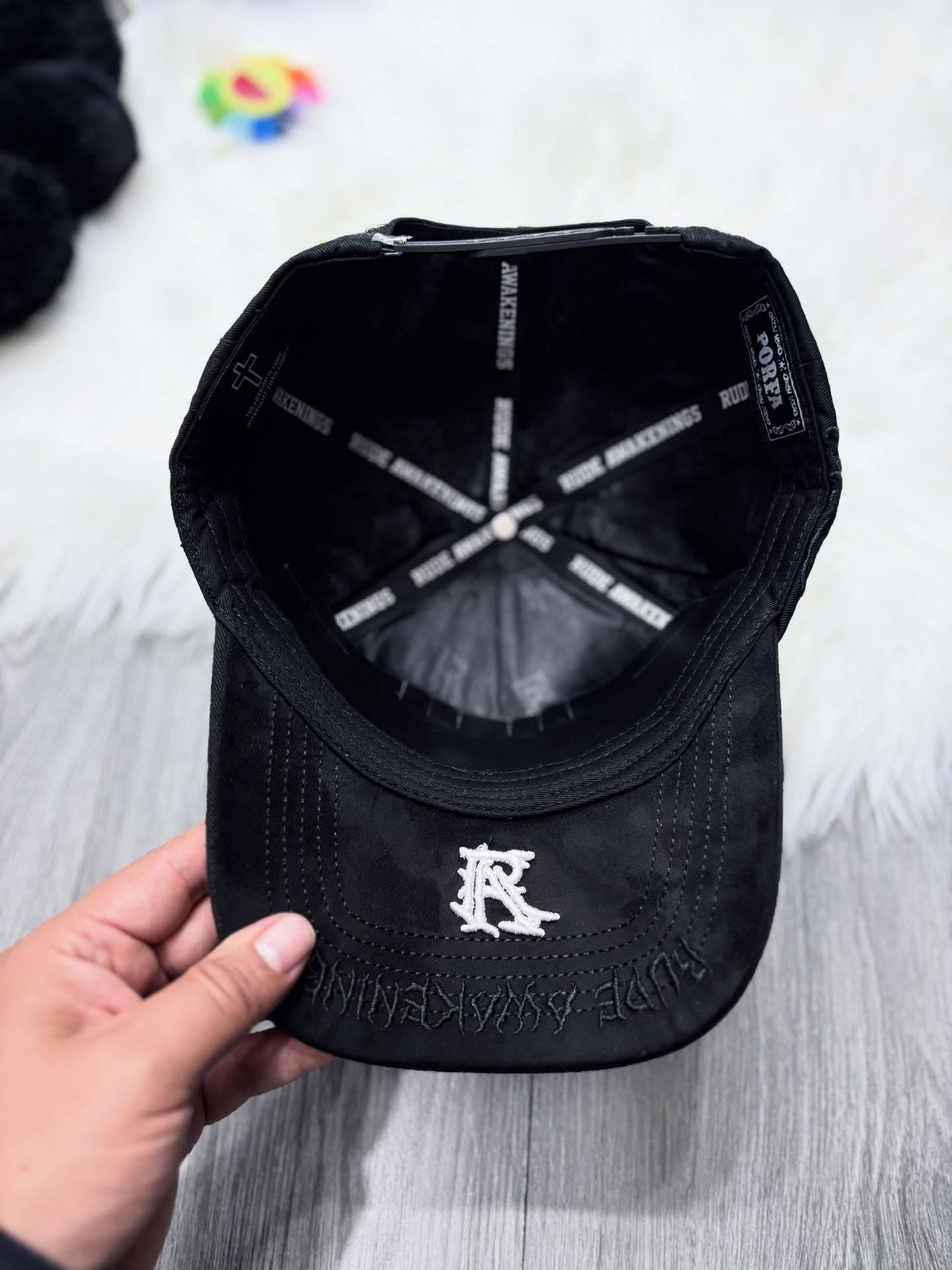 Gorra Rude Awakenings X Porfa Triple H