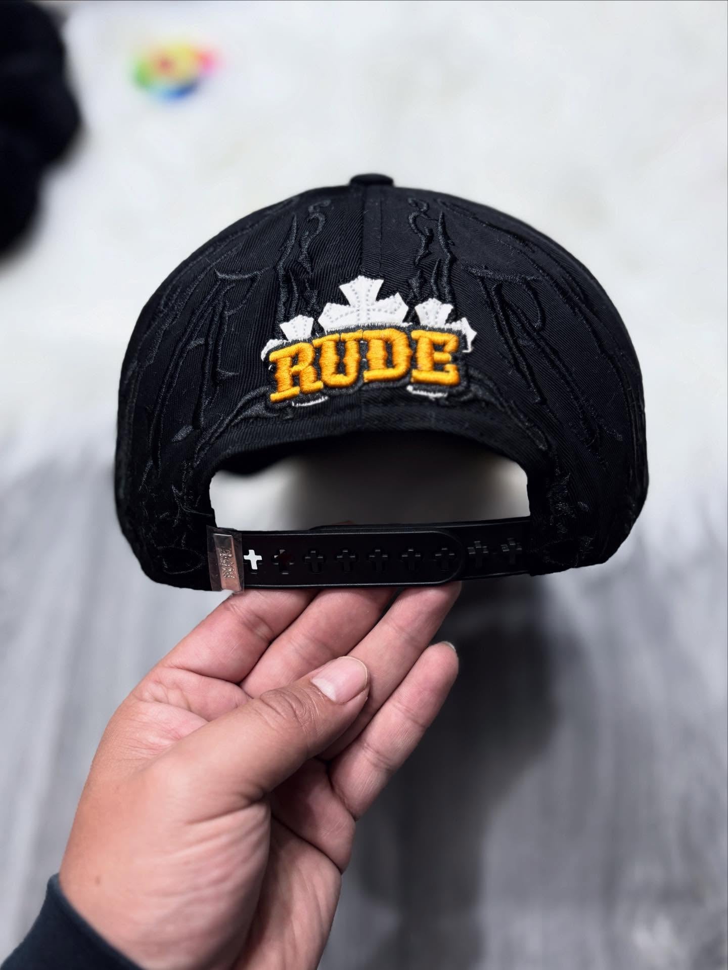 Gorra Rude Awakenings X Porfa Triple H