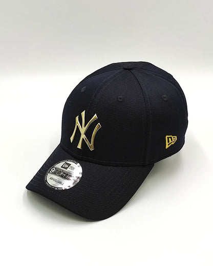 New Era New York Yankees 9forty foil logo