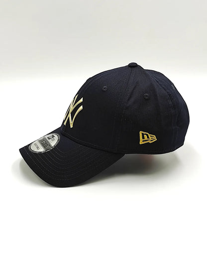 New Era New York Yankees 9forty foil logo