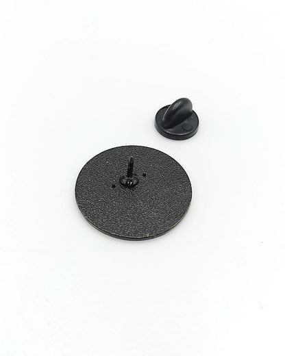 Pin metalico Hat Club