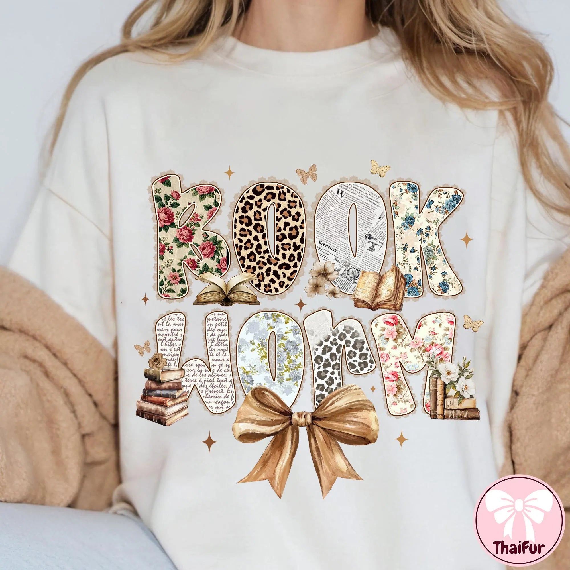 Retro Preppy Bookworm PNG