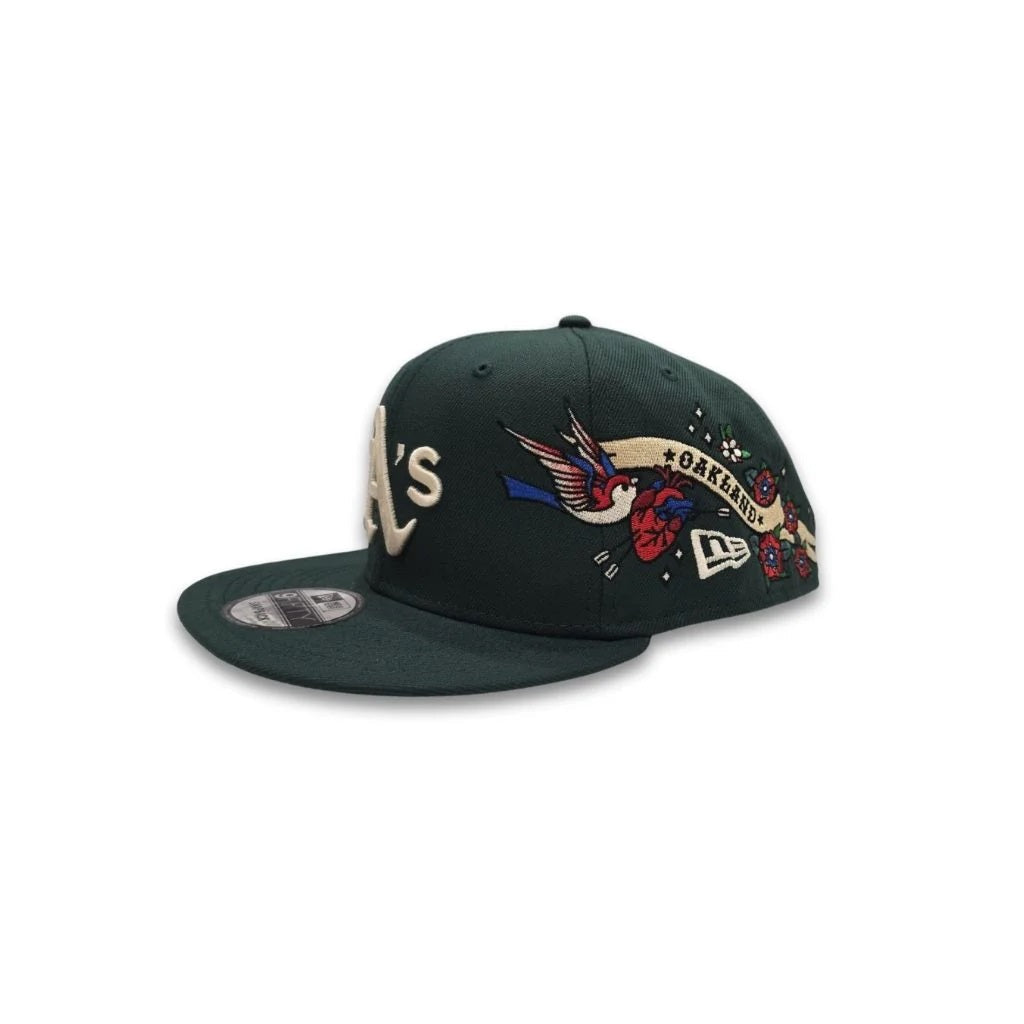 Oakland Athletics Gray Bottom City Art Side Patch New Era 9Fifty Snapback - Dark Green