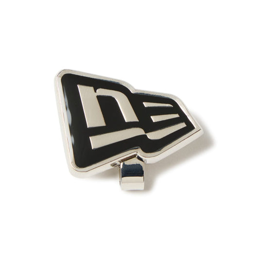 Clip para visera de gorra, logotipo de bandera NewEra, color silver plata