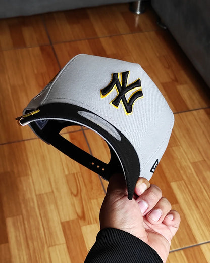 New Era New York Yankees world series 1999 plomo negro - 9 Forty A-FRAME