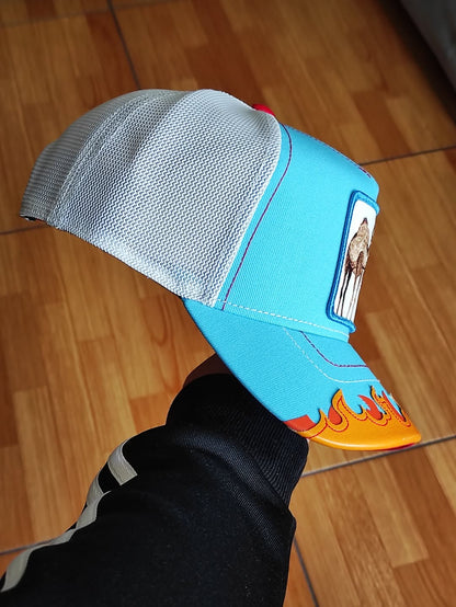 Gorra trucker azul y blanca dromedario Smokin' Somebody Stop Me Supercharged The Farm de Goorin Bros.