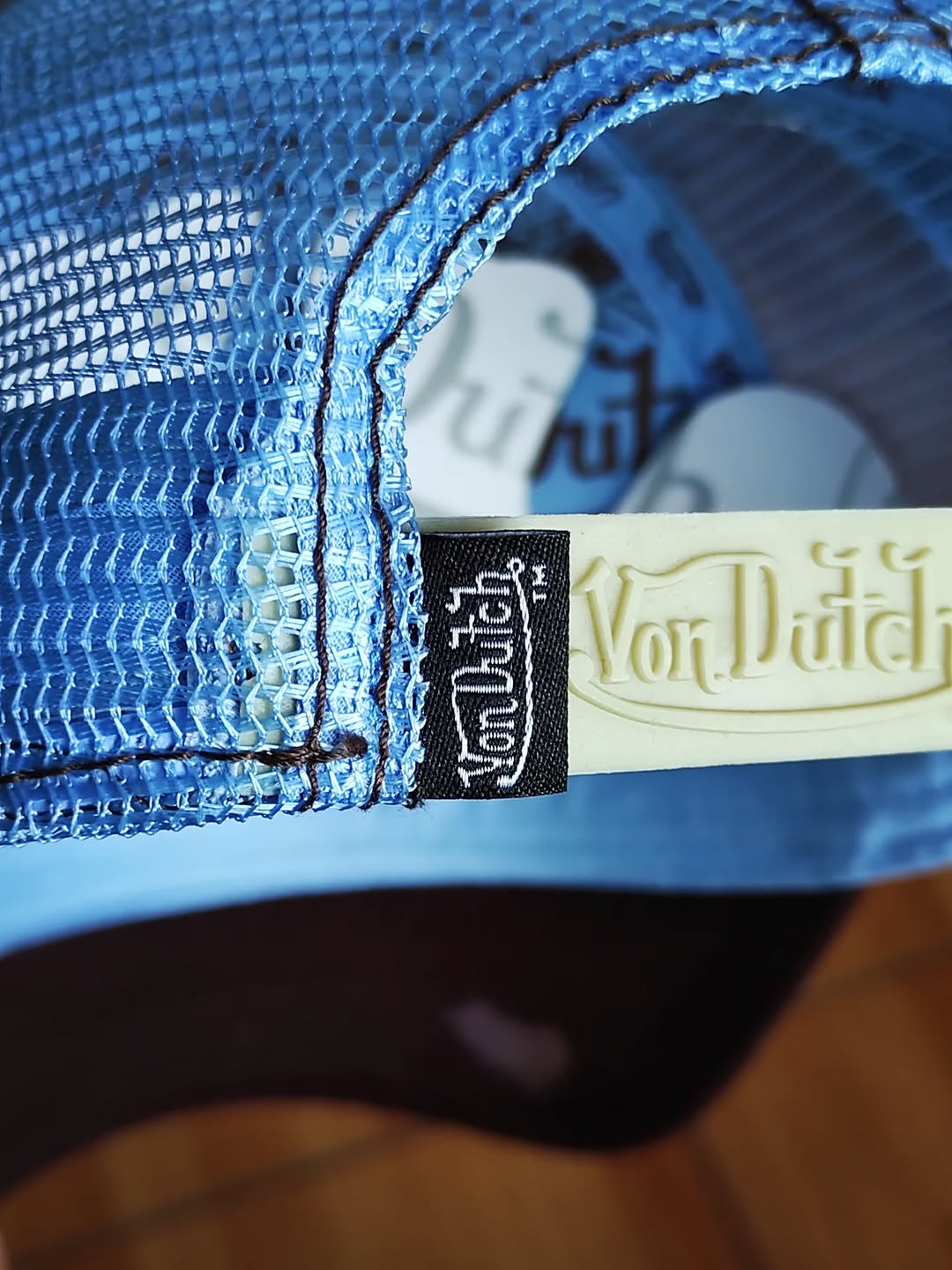 Gorra Con Dutch star ⭐️ brown Trucker