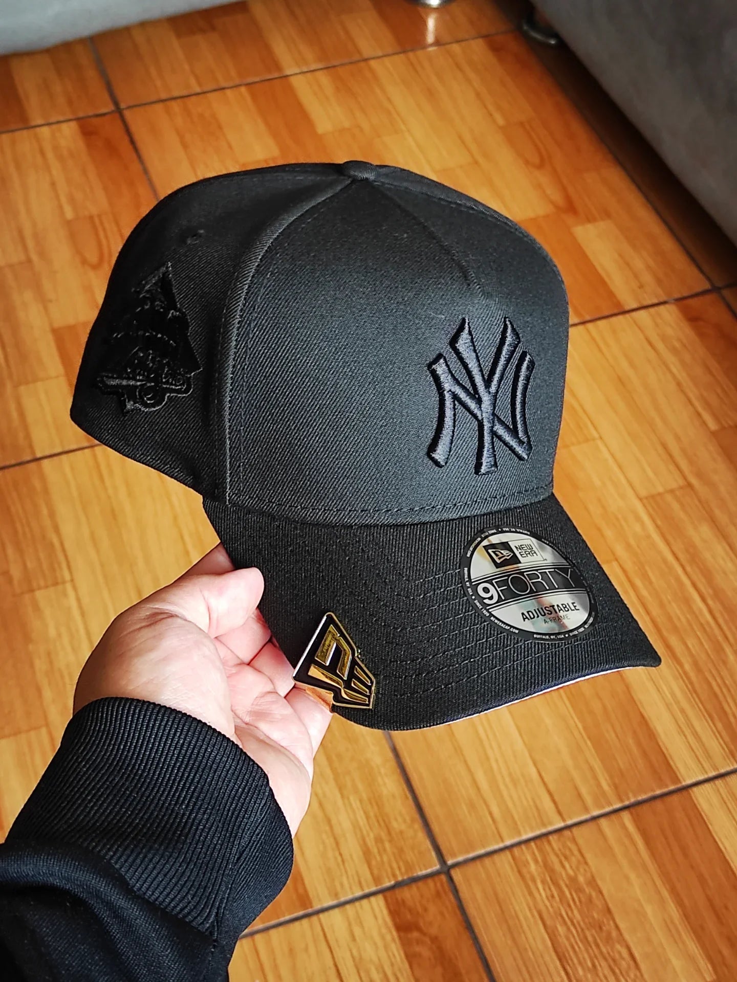 New Era New York Yankees world series 1999 black pink 9 FORTY AFRAME