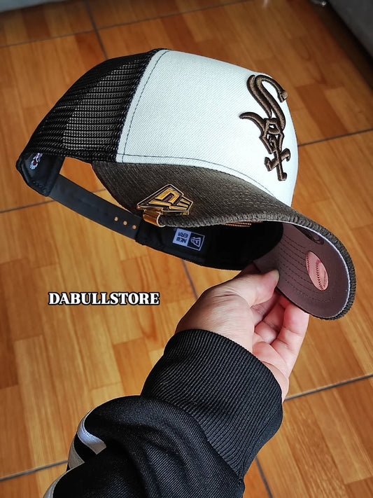 New Era Chicago White Sox TRUCKER a frame Snapback víscera cord