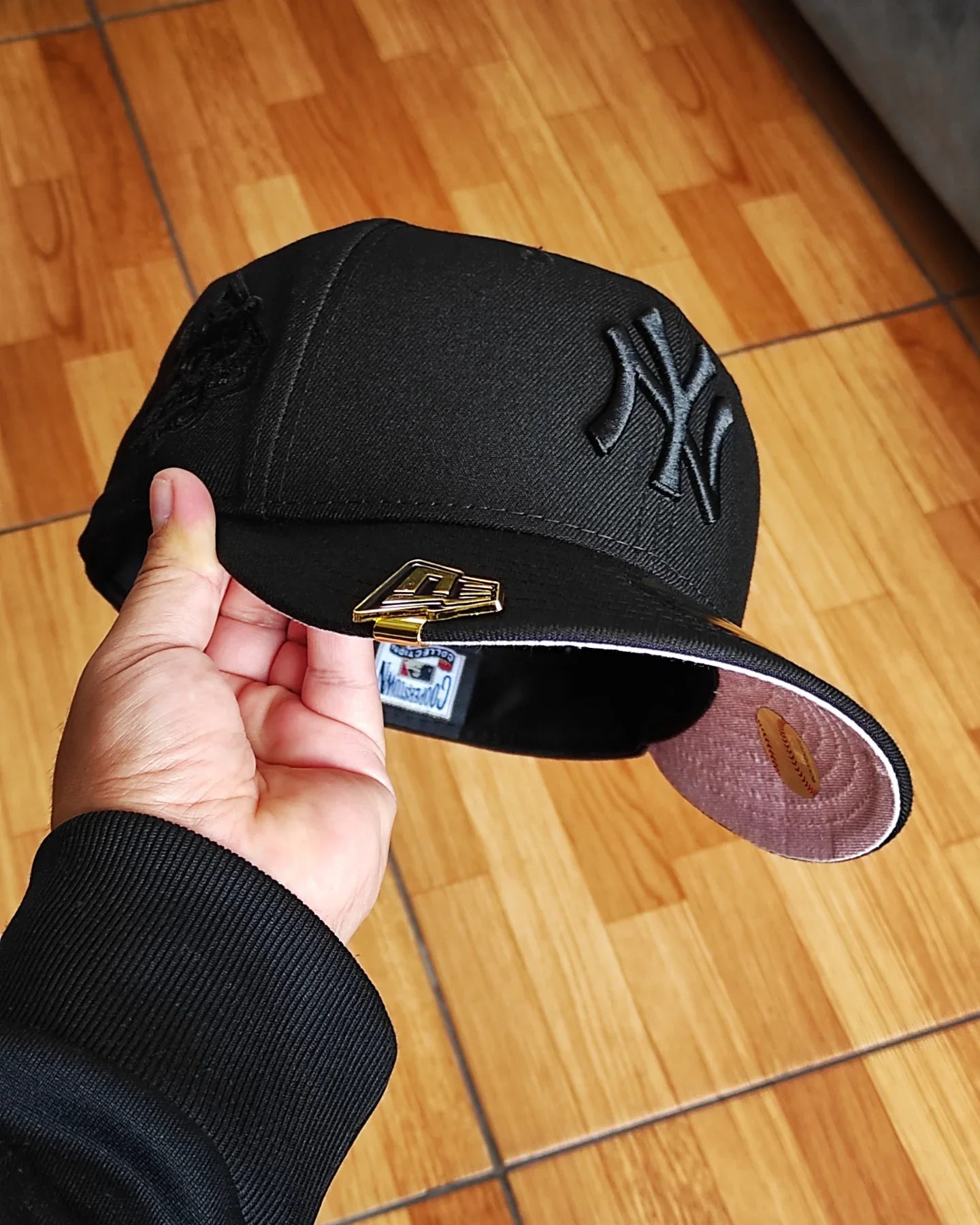 New Era New York Yankees World Series 1999 Black Pink Edition 59Fifty Fitted Hat