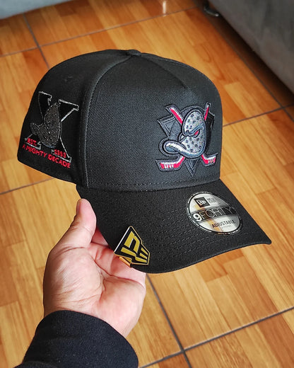 New Era Anaheim Ducks 10th Anniversary Metallic Blackout Red Edition 9Forty A Frame Snapback