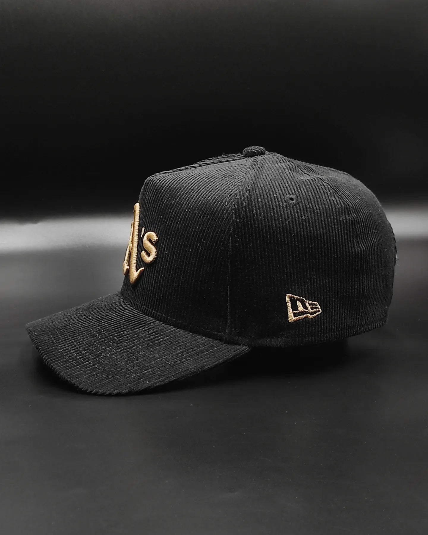 New Era Okland Athletics"Corduroy Black" 9 Forty A-FRAME snapback