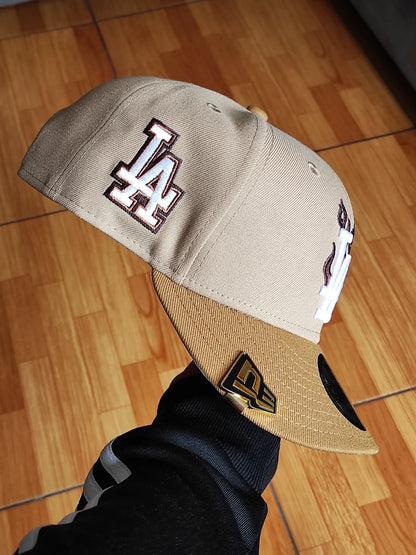 New Era Los Angeles Dodgers flame 🔥two Tone Brown light  9FIFTY snapback