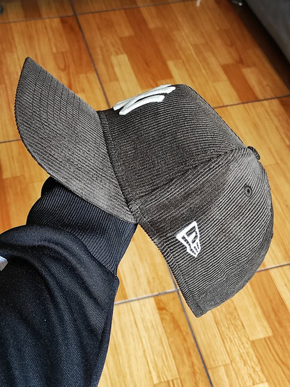 New era New York Yankees World Series 1996 Brown cord. 9FORTY A-FRAME Snapback