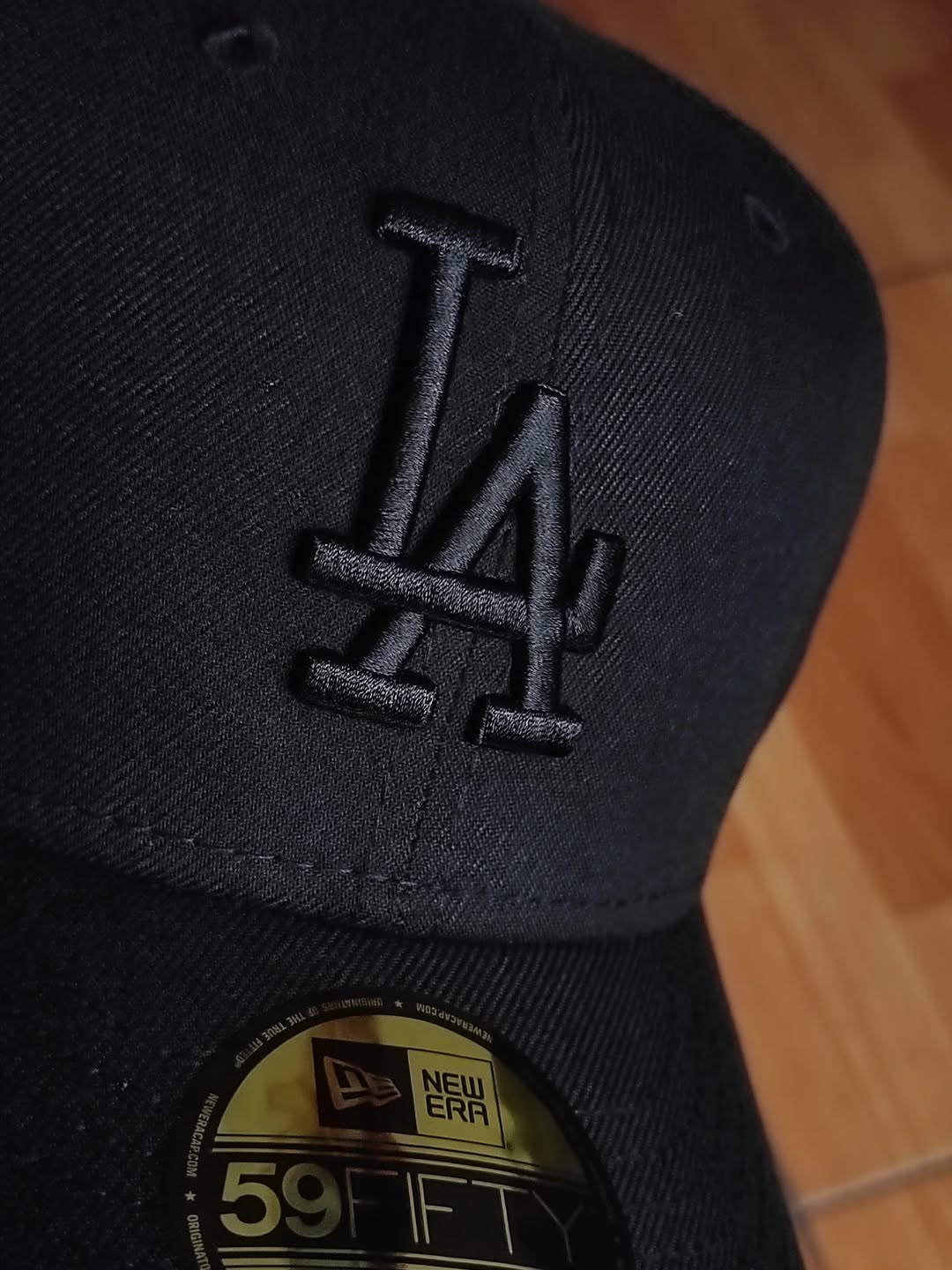 New Era Los Angeles Dodgers 40th Anniversary Black Out Red Edition 59Fifty Fitted Hat