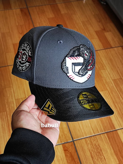 New Era Vancouver Grizzlies 30 Seasons Dark Gray Glow In The Dark Edition 59Fifty Fitted Hat