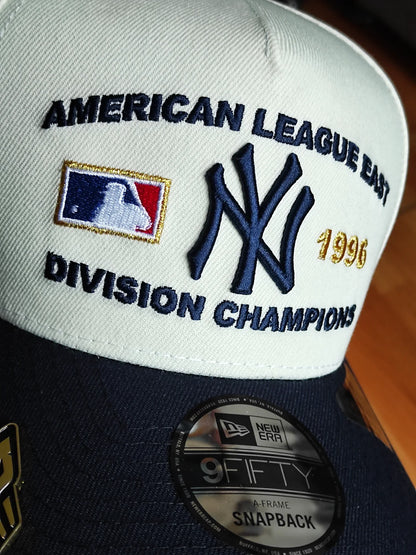 New Era New York Yankees MLB league Chrome Navy 9FIFTY AFRAME Snapback