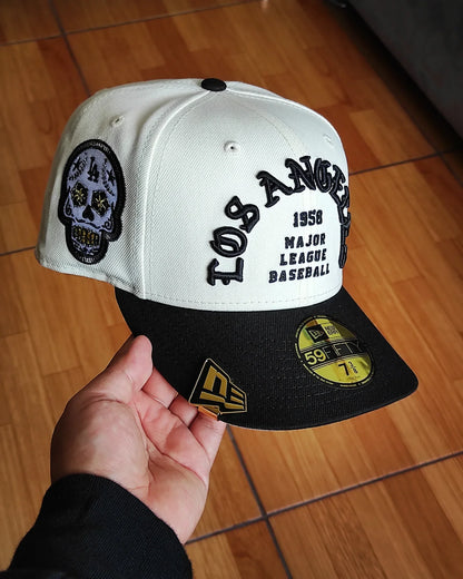 New Era Los Angeles Dodgers SKULL 💀 Chrome Black edition 59fifty fitted