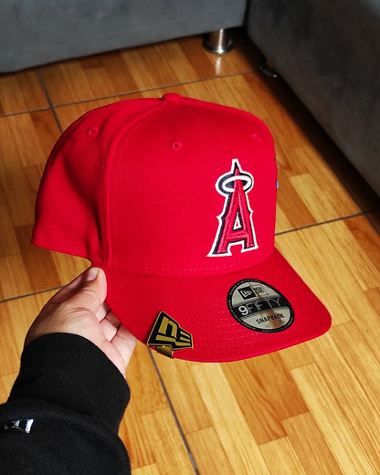 Los Angeles Angels Gray Bottom City Art Side Patch New Era 9Fifty Snapback - Red