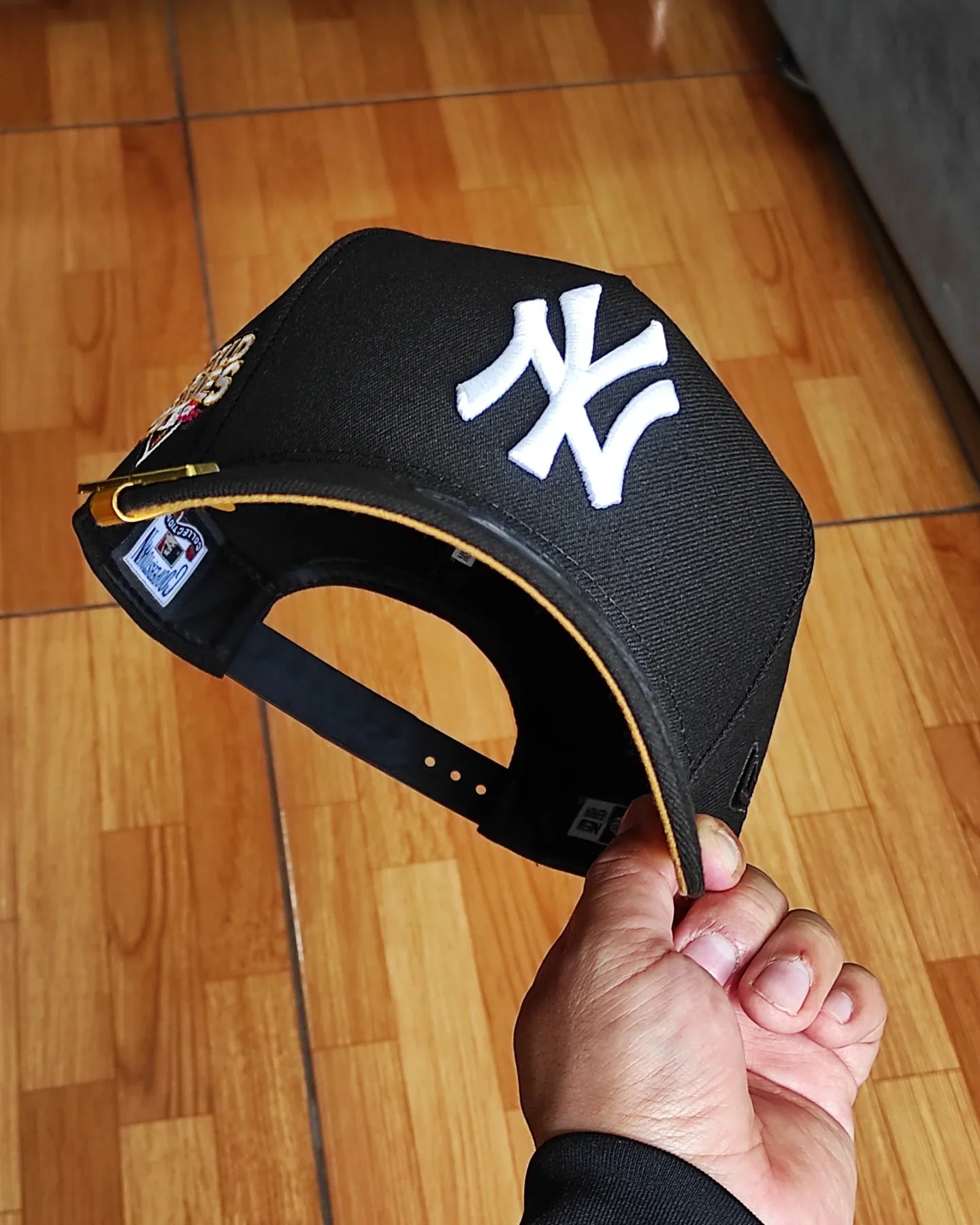 New York Yankees Black 2009 World Series  9Forty A-Frame Snapback