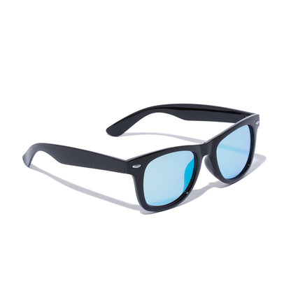 Gafas de sol Wellington, lentes cuadradas, montura negra brillante, lentes de espejo azul New era