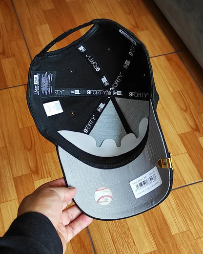 New Era New York Yankees black Rose🌹 9forty a-frame Snapback