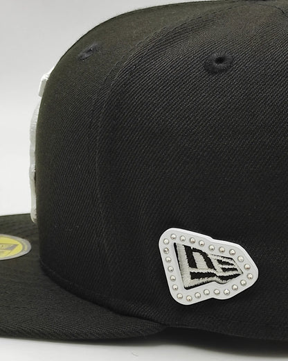New Era Flag pin circón