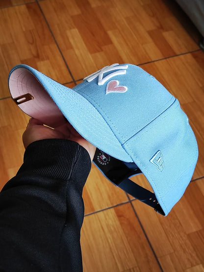 New Era New York Yankees hesrt sky/pink 9fifty snapback