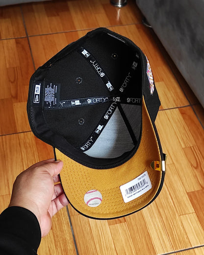 New York Yankees Black 2009 World Series  9Forty A-Frame Snapback