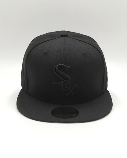 New Era Chicago White sox black on black