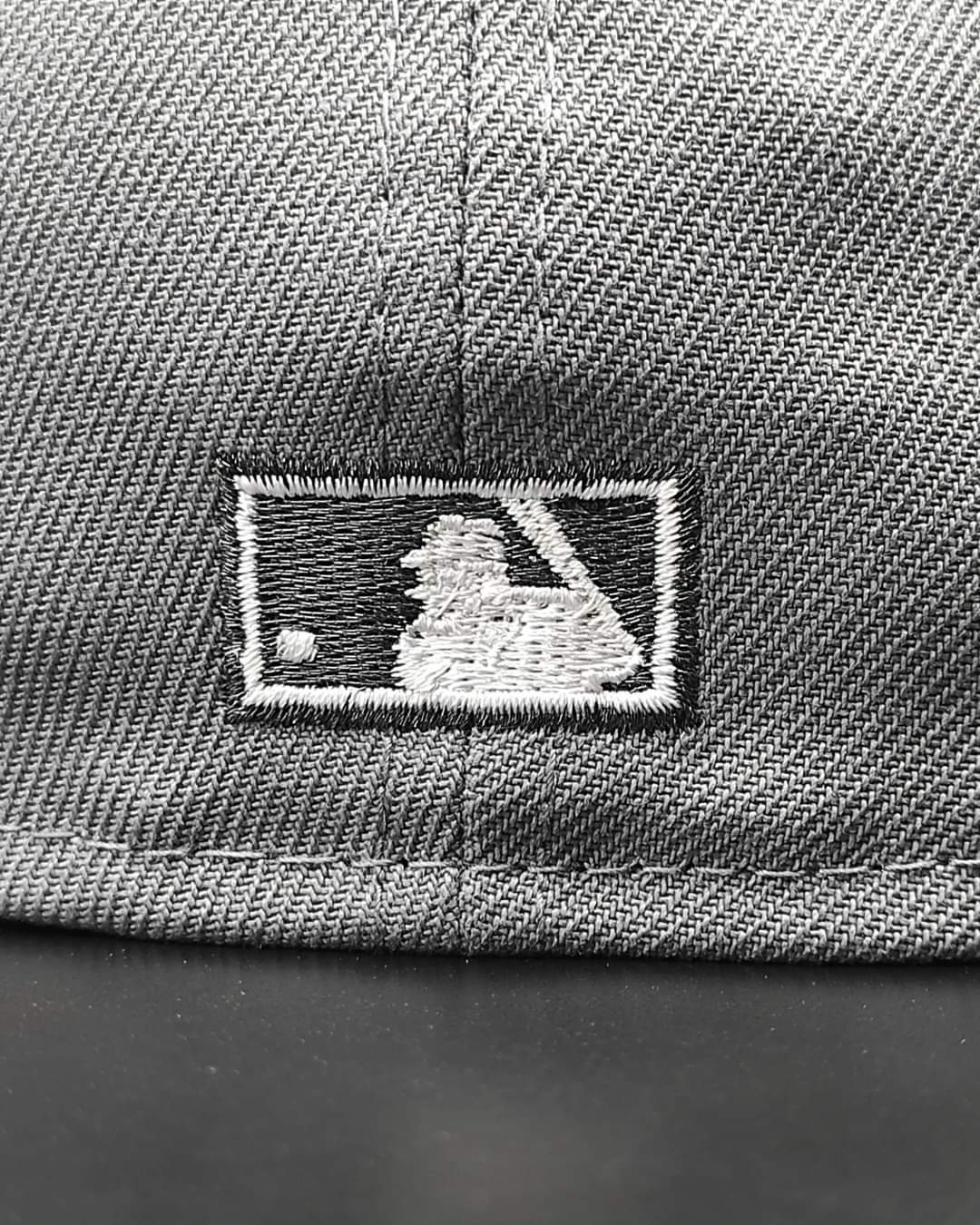 New Era Brooklyn Dodgers Black Visor Pink Bottom Ebbets Field Side Patch gray 59Fifty Fitted