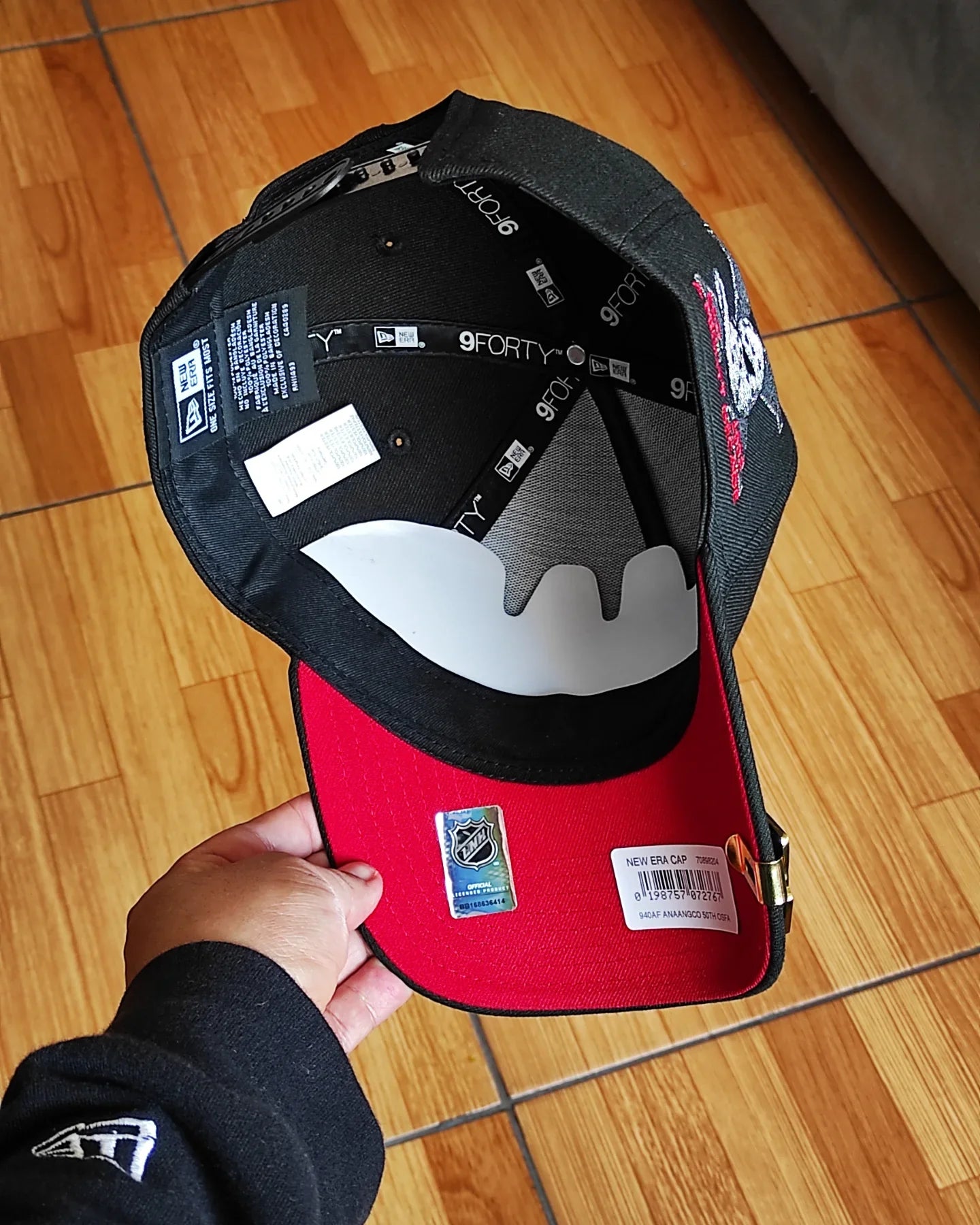 New Era Anaheim Ducks 10th Anniversary Metallic Blackout Red Edition 9Forty A Frame Snapback