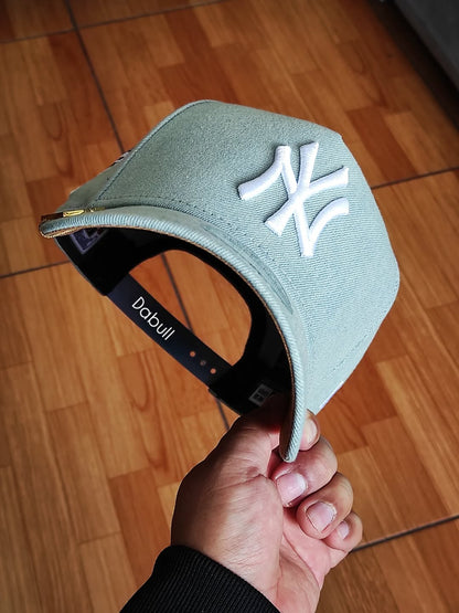 New York Yankees 'Denim White' 9FORTY A-Frame Snapback