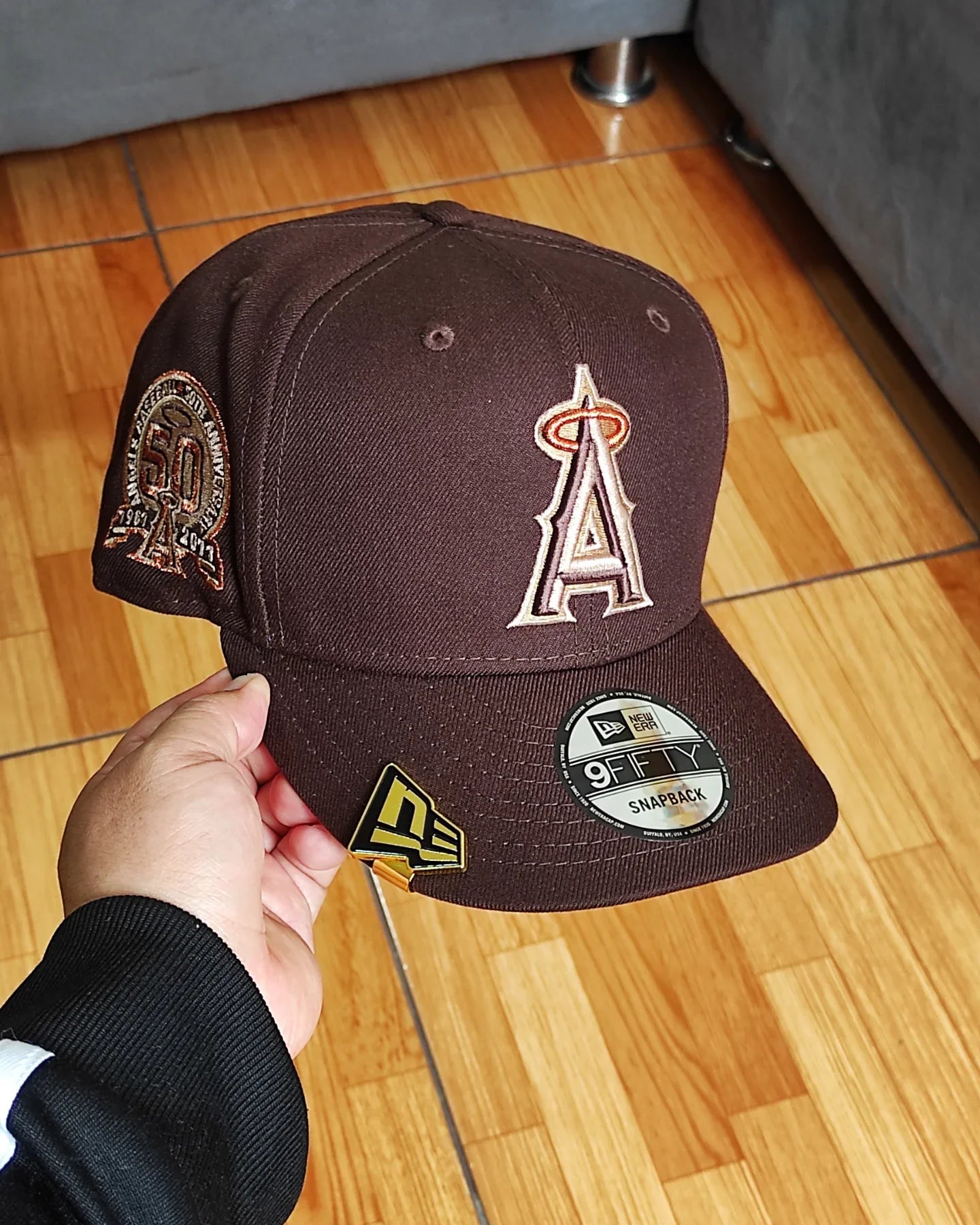 New Era Los Angeles Angels marrón oscuro  Bottom 50th Anniversary Side Patch 9Fifty New Era Snapback