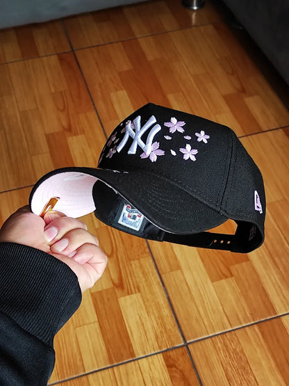 New Era New York Yankees world series sakura🌸  BLACK 9forty a frame