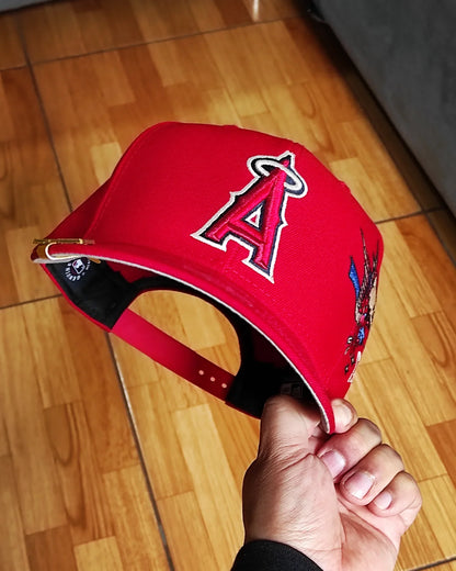Los Angeles Angels Gray Bottom City Art Side Patch New Era 9Fifty Snapback - Red