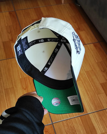 New Era Los Angeles Dodgers UPSIDE logo Chrome black  9FORTY A-FRAME