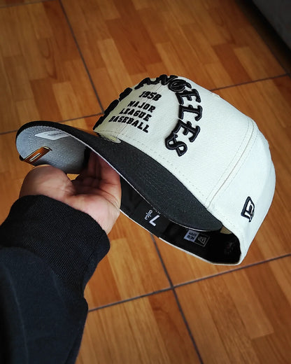 New Era Los Angeles Dodgers SKULL 💀 Chrome Black edition 59fifty fitted