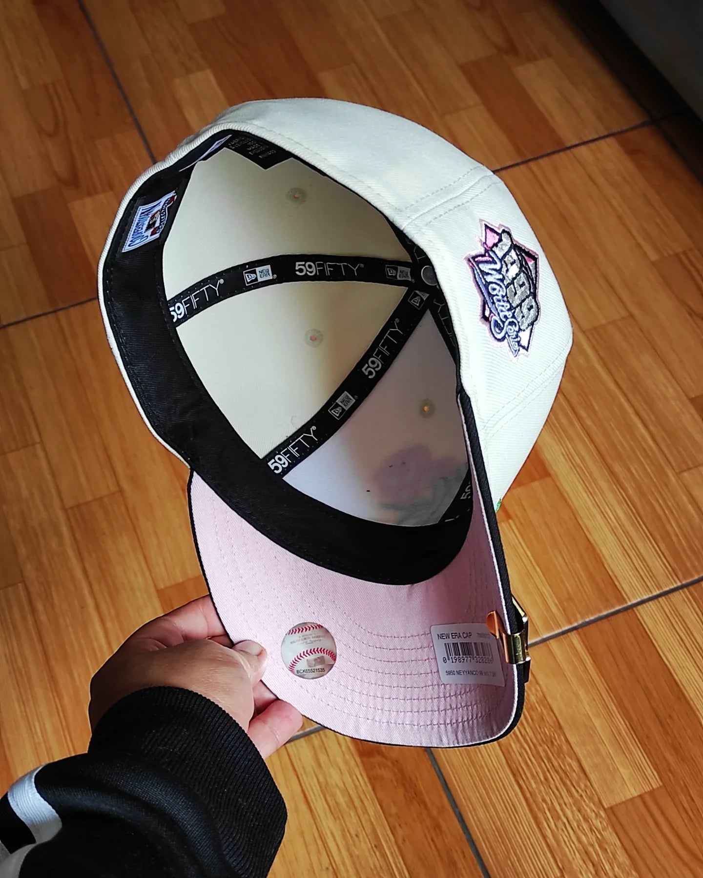 New Era New York Yankees Rose Chrome Black / pink edition 59fifty fitted